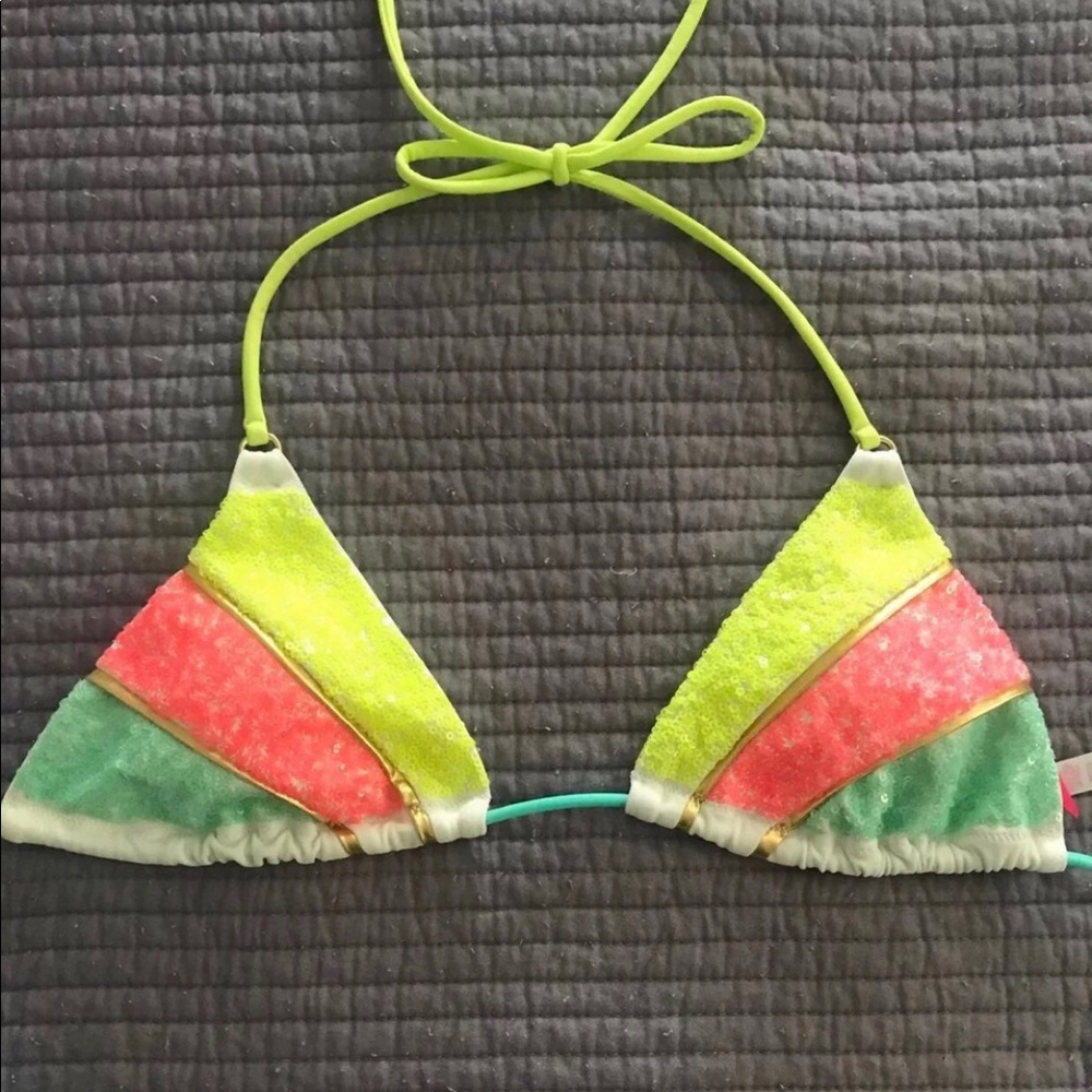 VS bikini - Picture 4 of 5